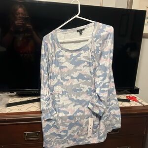 3/4 length sleeve camo top